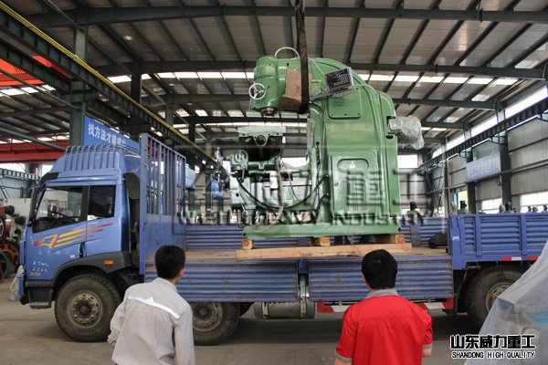 立式銑床裝車發貨圖